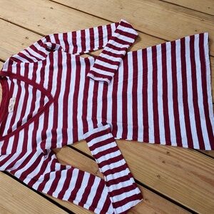 HOLLISTER LONG SLEEVE VEE NECK